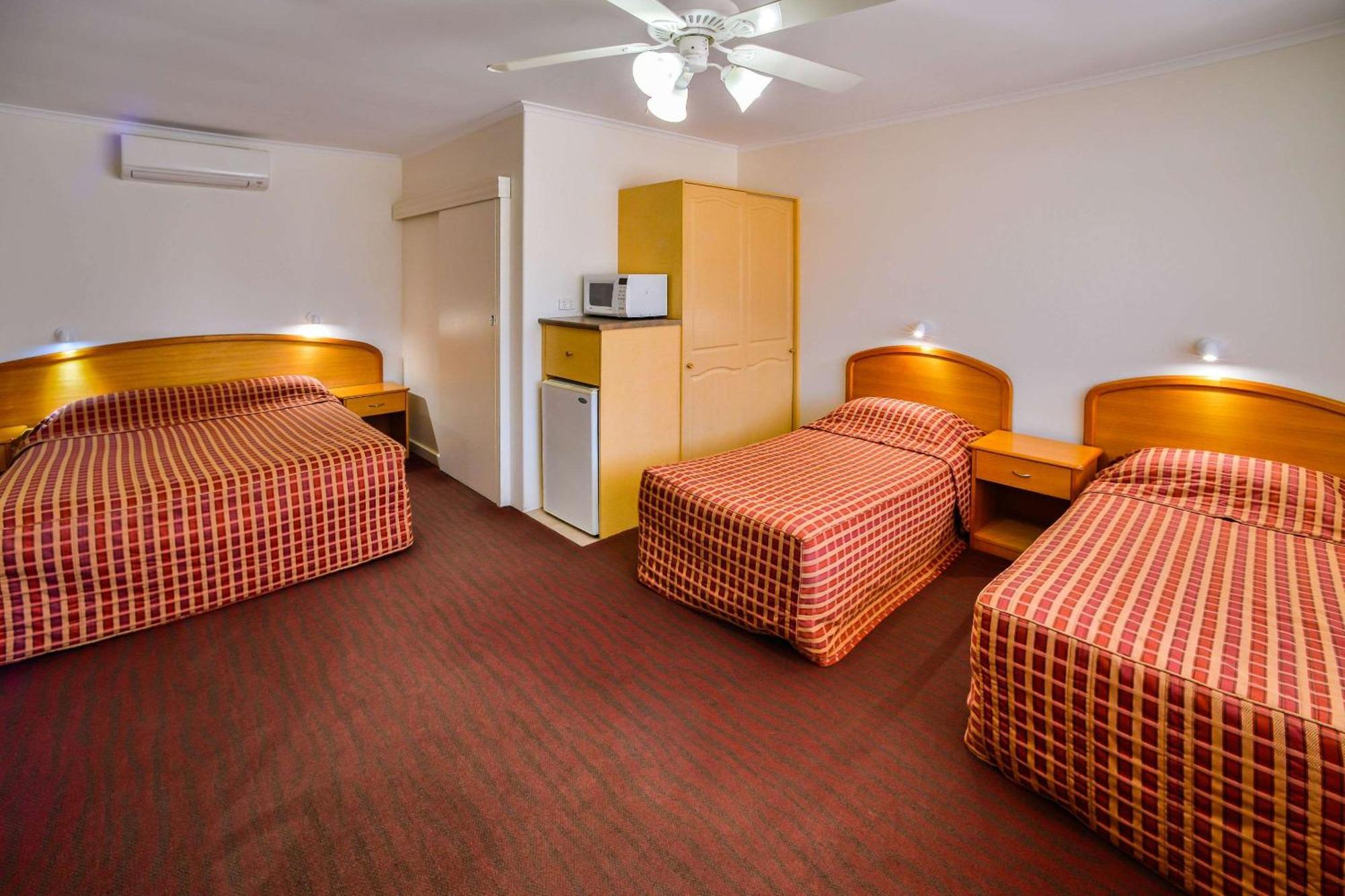 Comfort Inn & Suites Augusta Westside Порт-Огаста Экстерьер фото