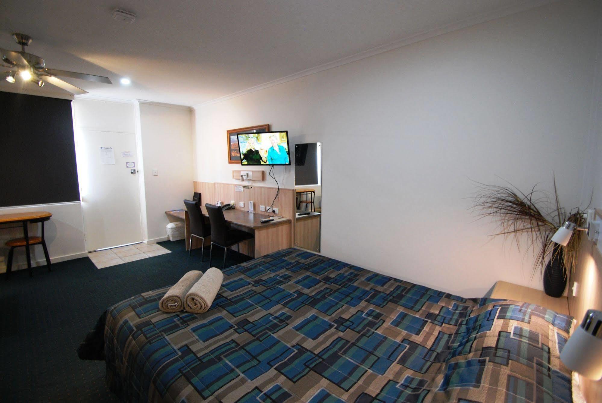 Comfort Inn & Suites Augusta Westside Порт-Огаста Экстерьер фото